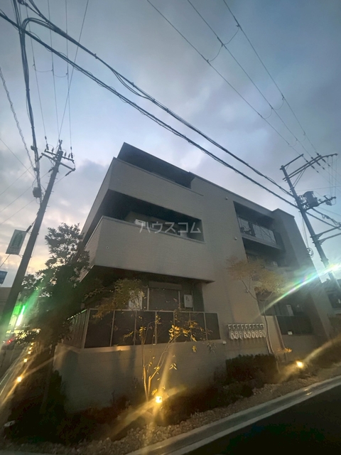 ����d�S�{���@�����w�i�k��7���j