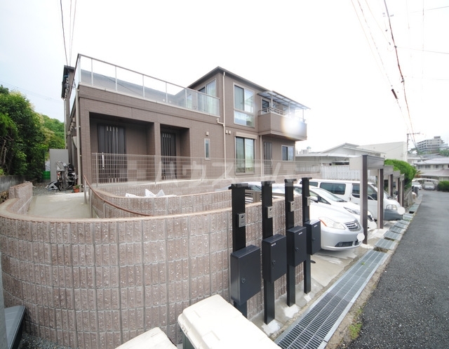 ���{���c�s�É_��U���ڂR�k�c�j