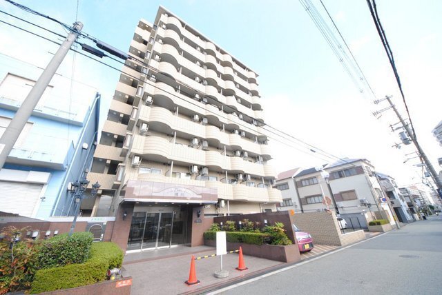 ���{���s��������]���P���ڂP�j