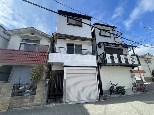 ���{�L���s�k�𒬂P���ڂR�k�c�j