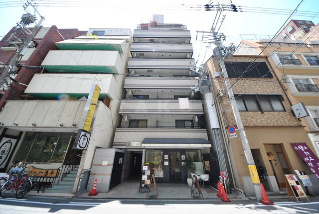 ���{���s����V���P���ڂP�j