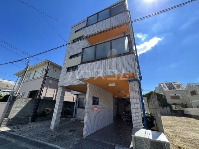 ���{�L���s�k���˂S���ڂQ�c�j