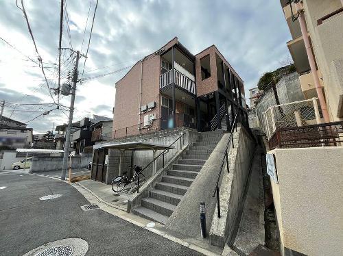 ���{���c�s�����u���P�j