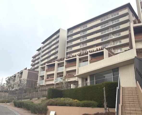 ���{���ʎs�ʓs������S���ڂS�k�c�j