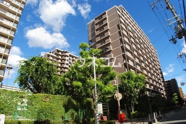 ���{���s����擌�O���R���ڂP�k�c�j