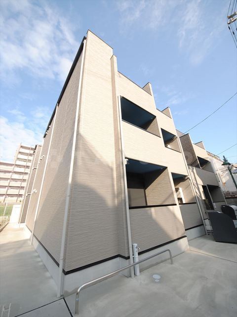 ���{���s����V�X�Q���ڂP�k�c�j