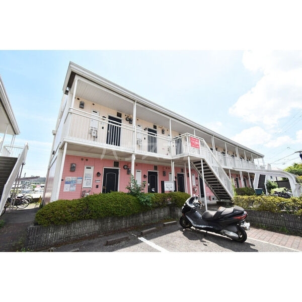 ���{���ʎs����P���ڂP�j