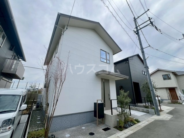 ���{���ʎs����P���ڂR�k�c�j