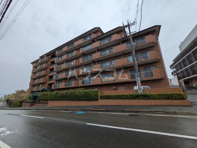 ���{�r�c�s�΋u�P���ڂR�k�c�j