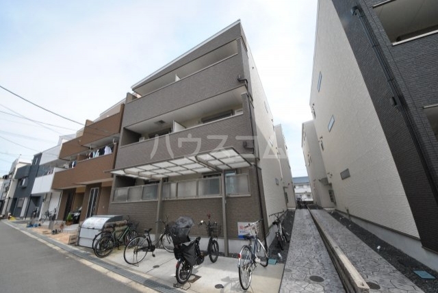 �i�q���C���{���@�˖{�w�i�k��16���j