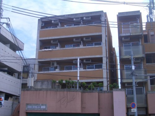 ���{���ʎs���{�R���ڂP�j