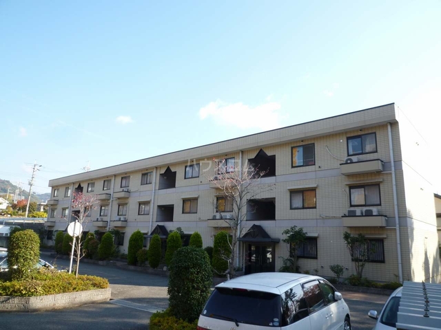 ���{���ʎs�V��R���ڂR�c�j