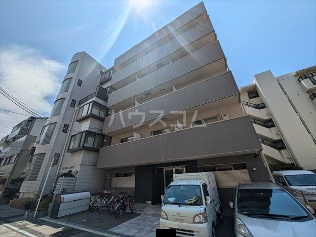 �i�q���C���{���@�˖{�w�i�k��4���j