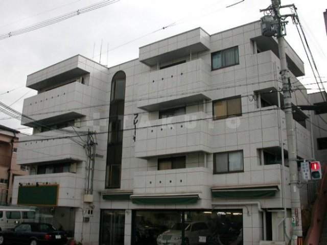 ���{���ʎs���{�R���ڂP�c�j