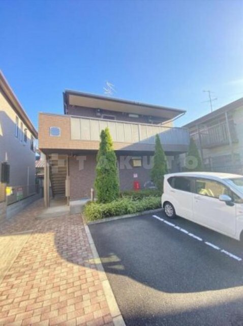 ���{���ʎs����P���ڂP�j