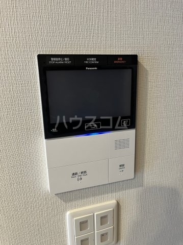����11