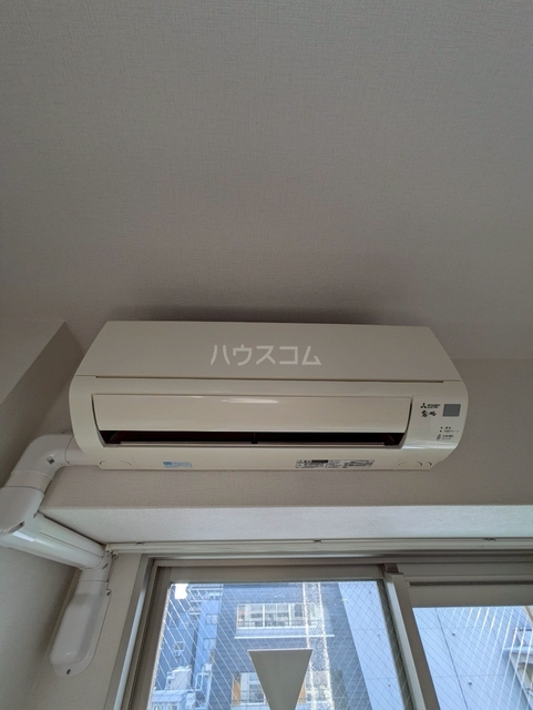 ����10