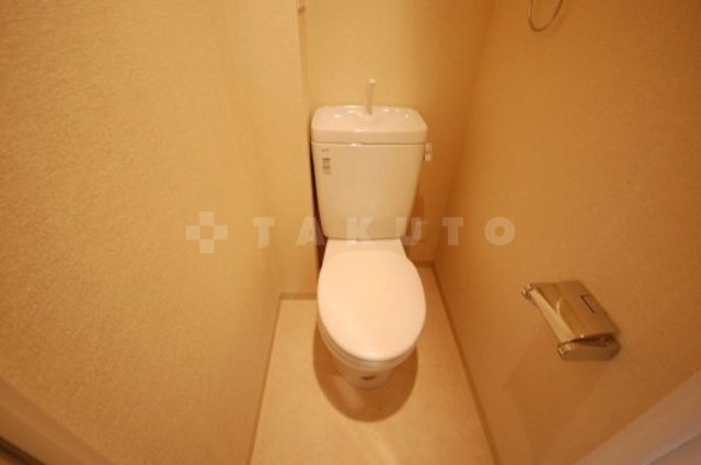 ����3