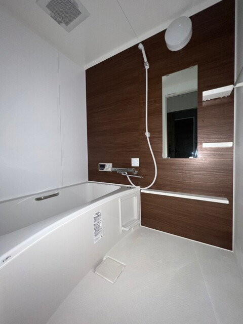 ����13