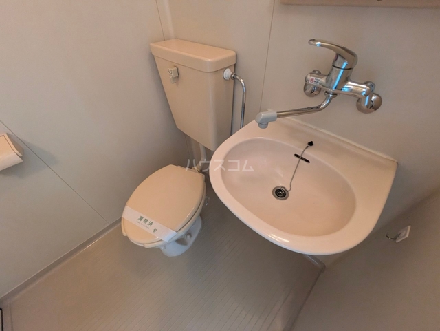 ����5