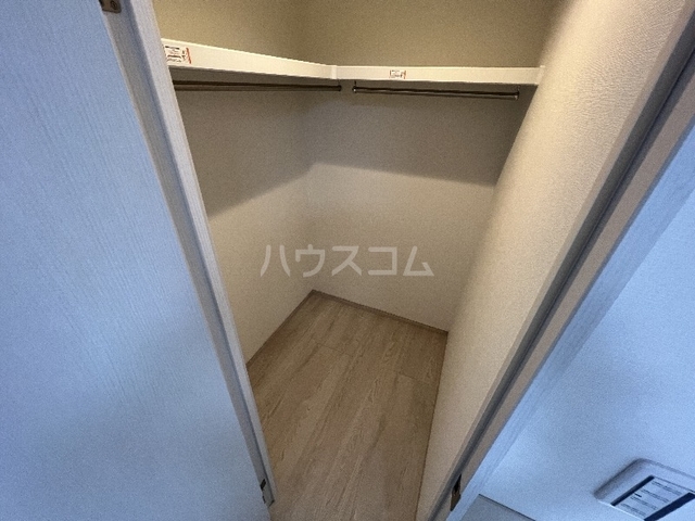 ����7