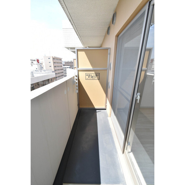 ����10