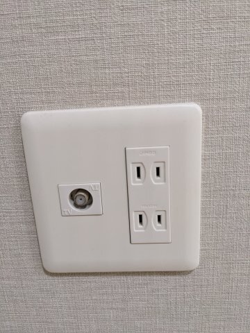 ����21