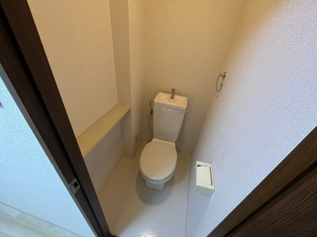 ����5