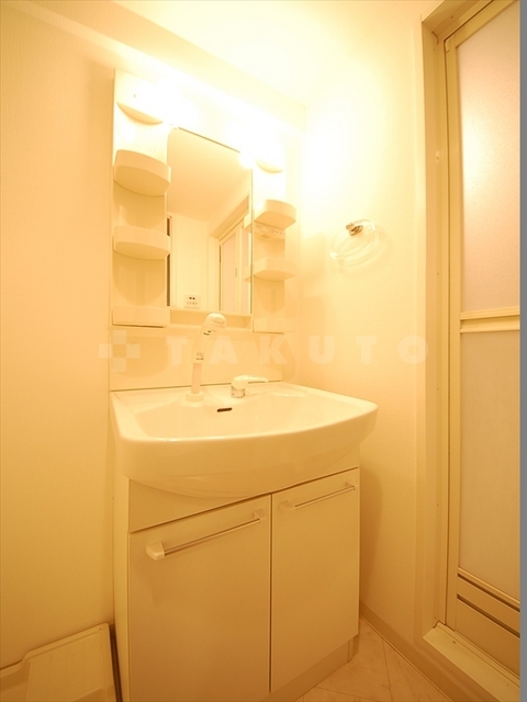 ����5