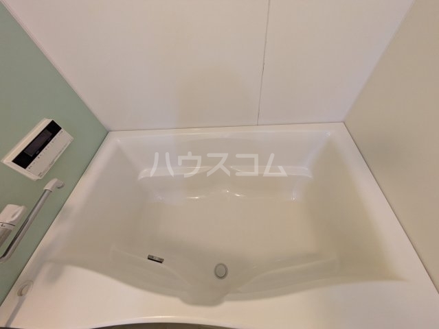 ����14