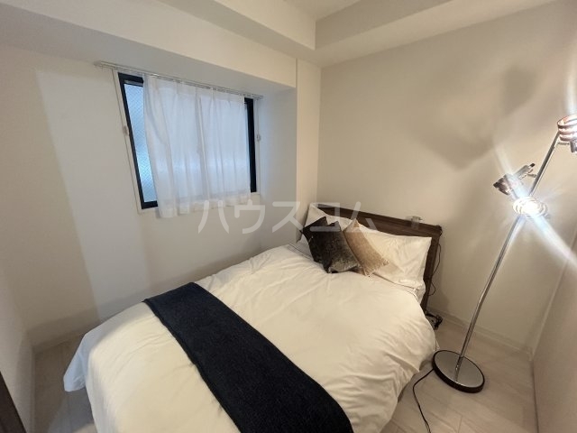 ����14