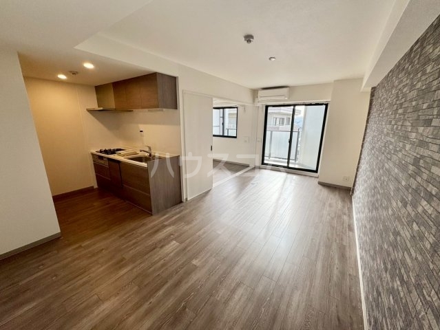 ����1
