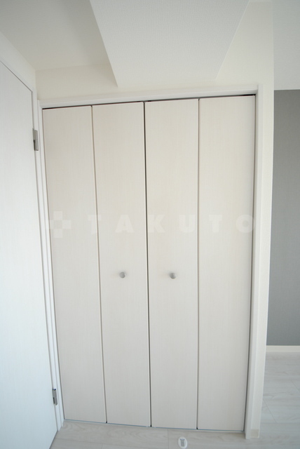 ����6