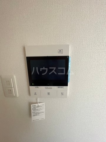 ����7