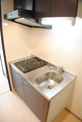 ����2