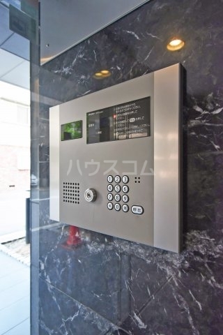 ����19