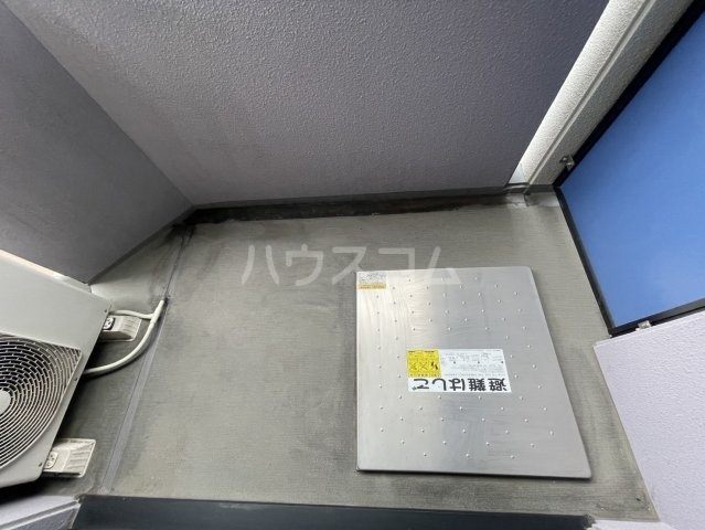 ����11