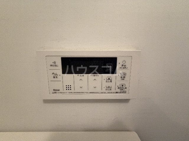 ����13