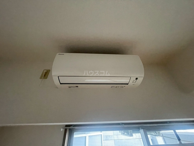 ����10