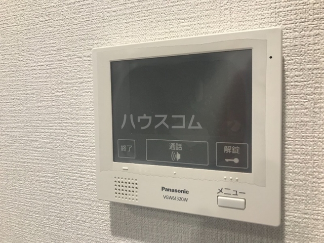 ����9