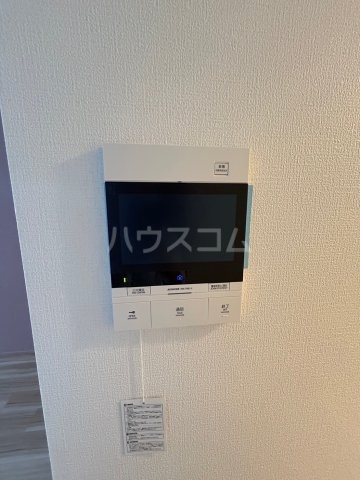 ����11
