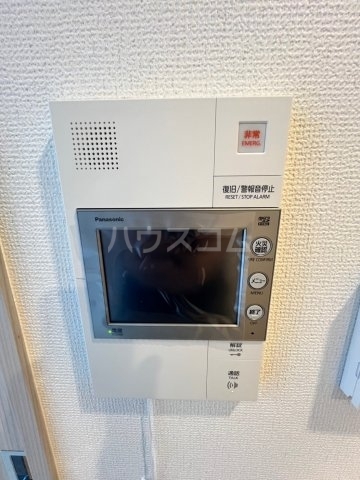 ����11