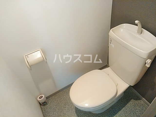 ����3