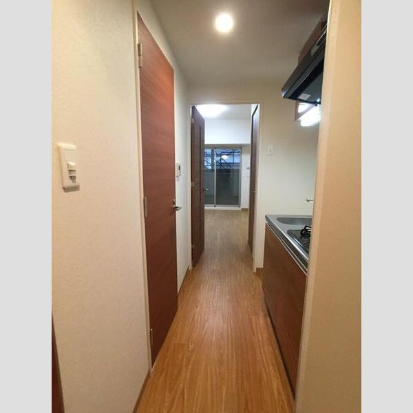 ����11