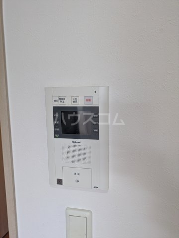 ����11