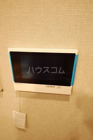 ����11
