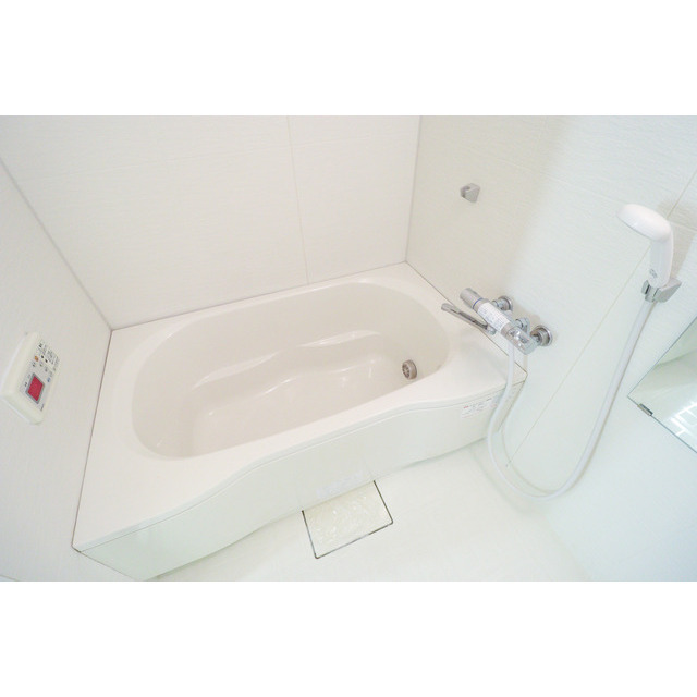 ����10