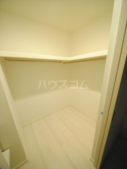 ����7
