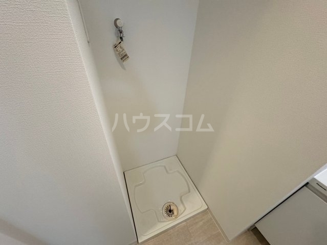 ����19