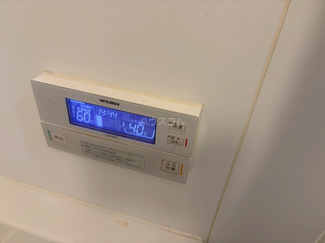 ����24